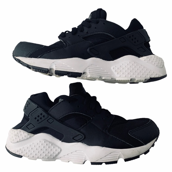 Nike Other - (SOLD-EB) Nike Air Huarache • Youth Basketball
